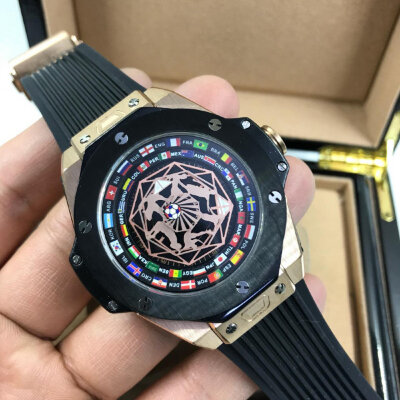 Hublot (EL10371)