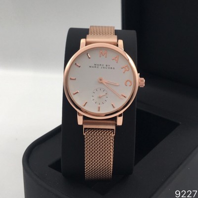Marc Jacobs (EL10458)