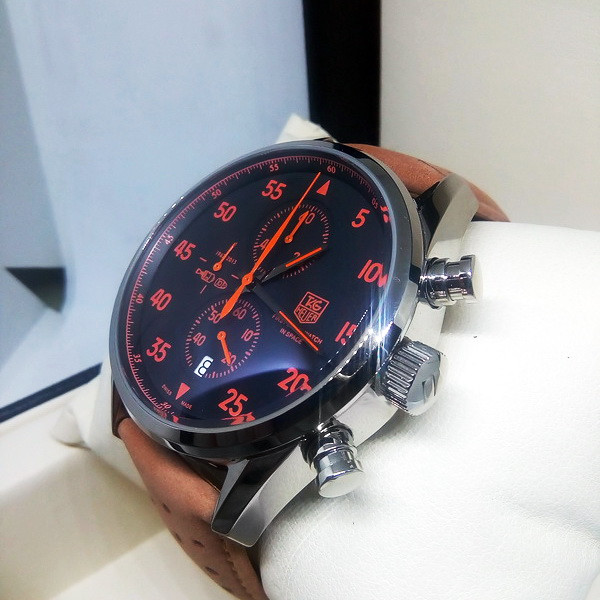 Tag Heuer (EL1400-7)