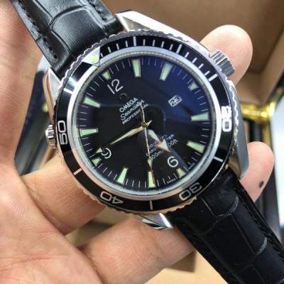 Omega (EL10542)